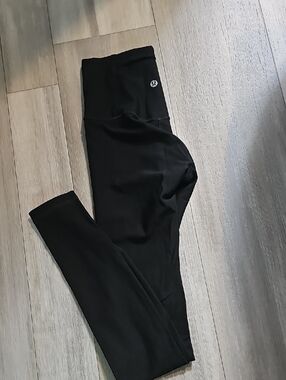lululemon athletica Black Workout Leggings with Size Dot